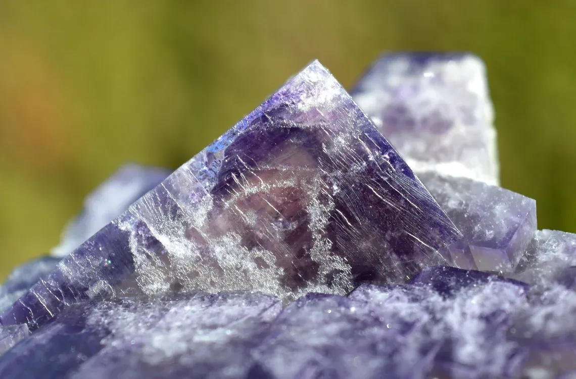 Fluorite 309 grams - Greenlaws Mine, Daddry Shield, Stanhope, UK - image 6