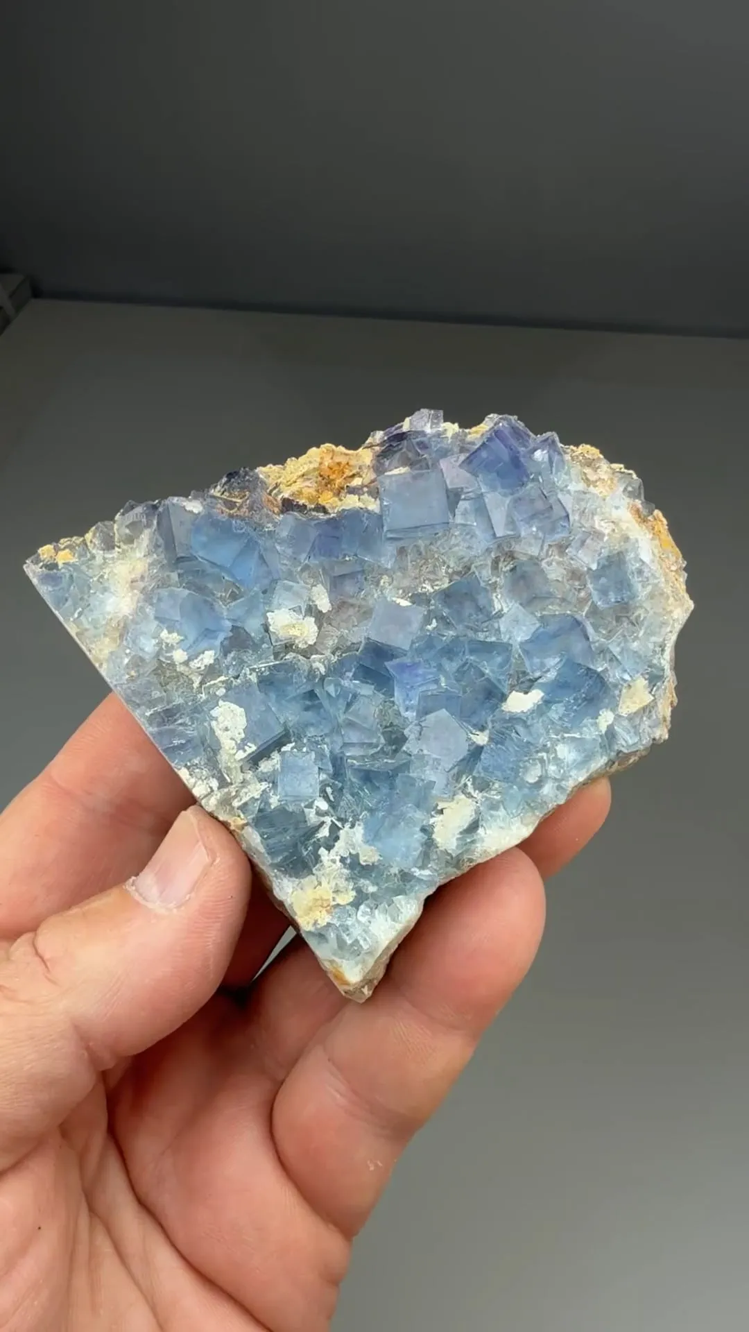 Fluorite (3302) - image 2