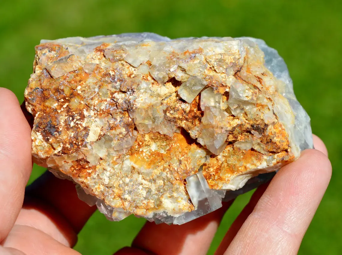 Fluorite 387 grams - Le Beix Mine, Saint-Germain-près-Herment, Riom, Puy-de-Dôme, France - image 9