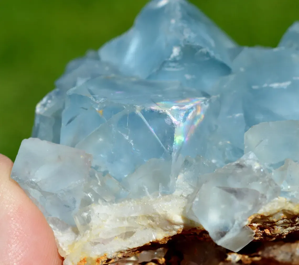 Fluorite 387 grams - Le Beix Mine, Saint-Germain-près-Herment, Riom, Puy-de-Dôme, France - image 5