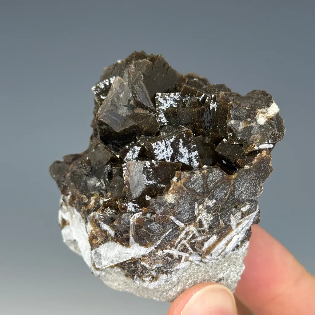 Fluorite - image 2