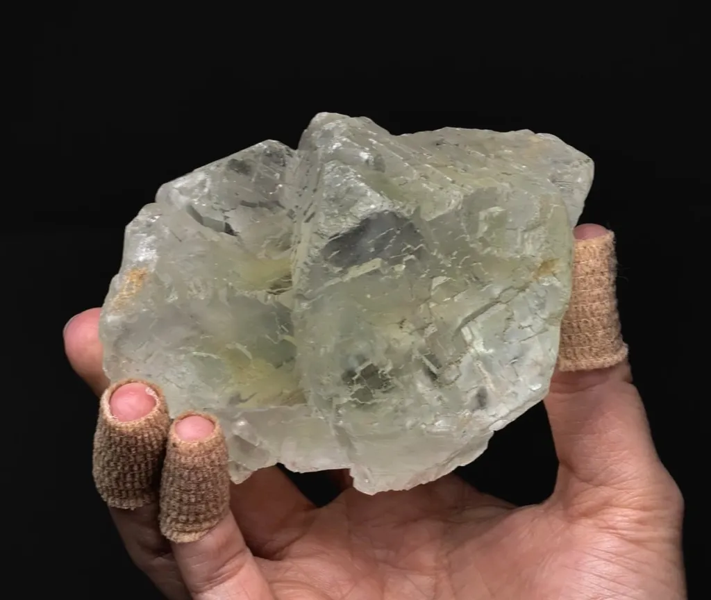 Fluorite - image 2