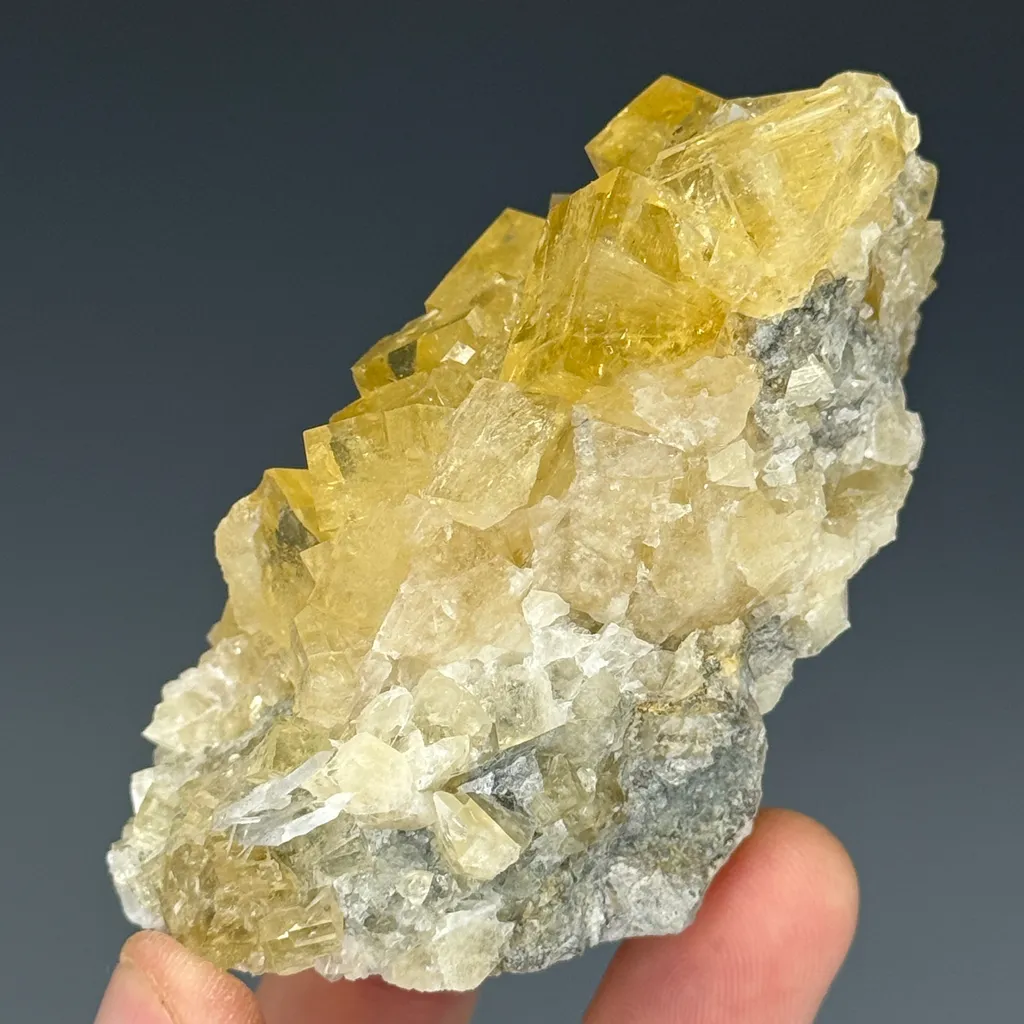 Fluorite - image 2
