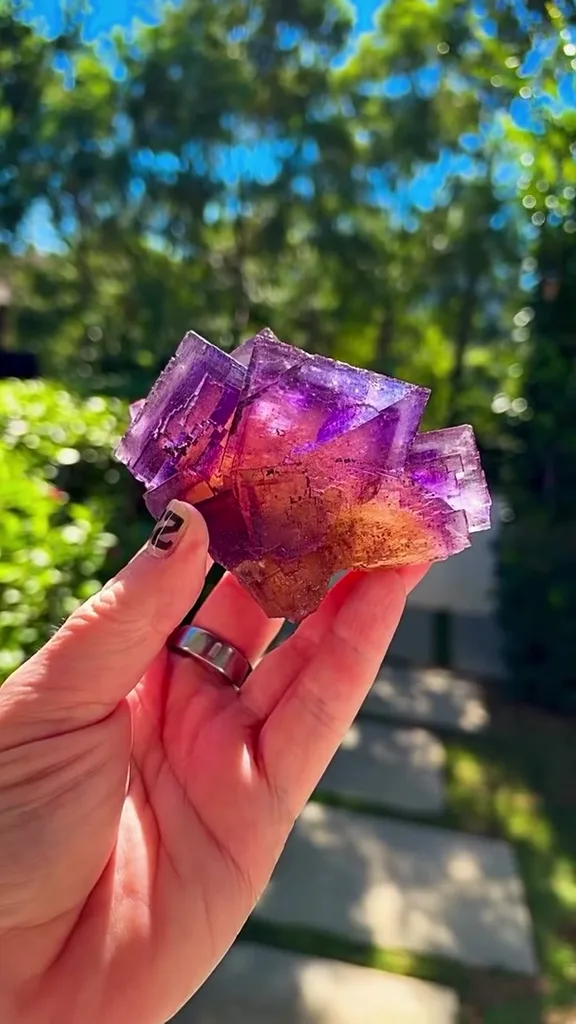 Fluorite image