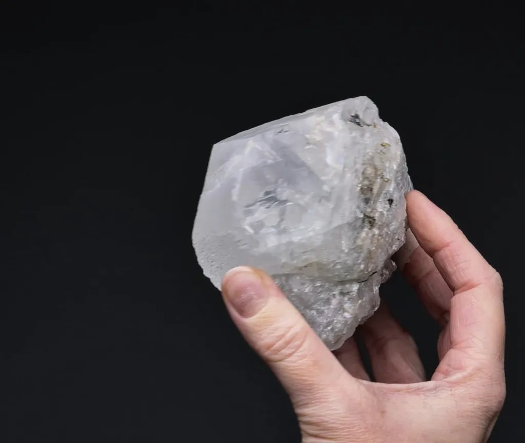 Fluorite - image 2