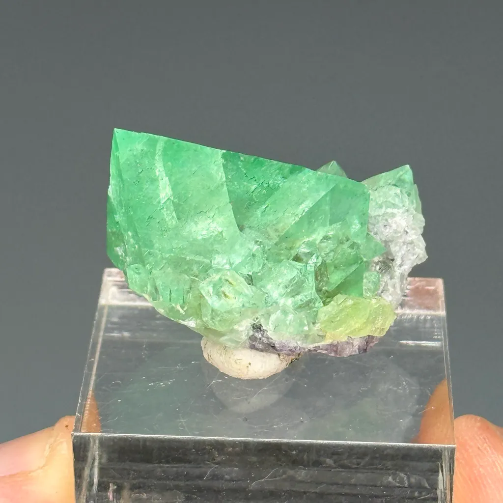 Fluorite - image 3