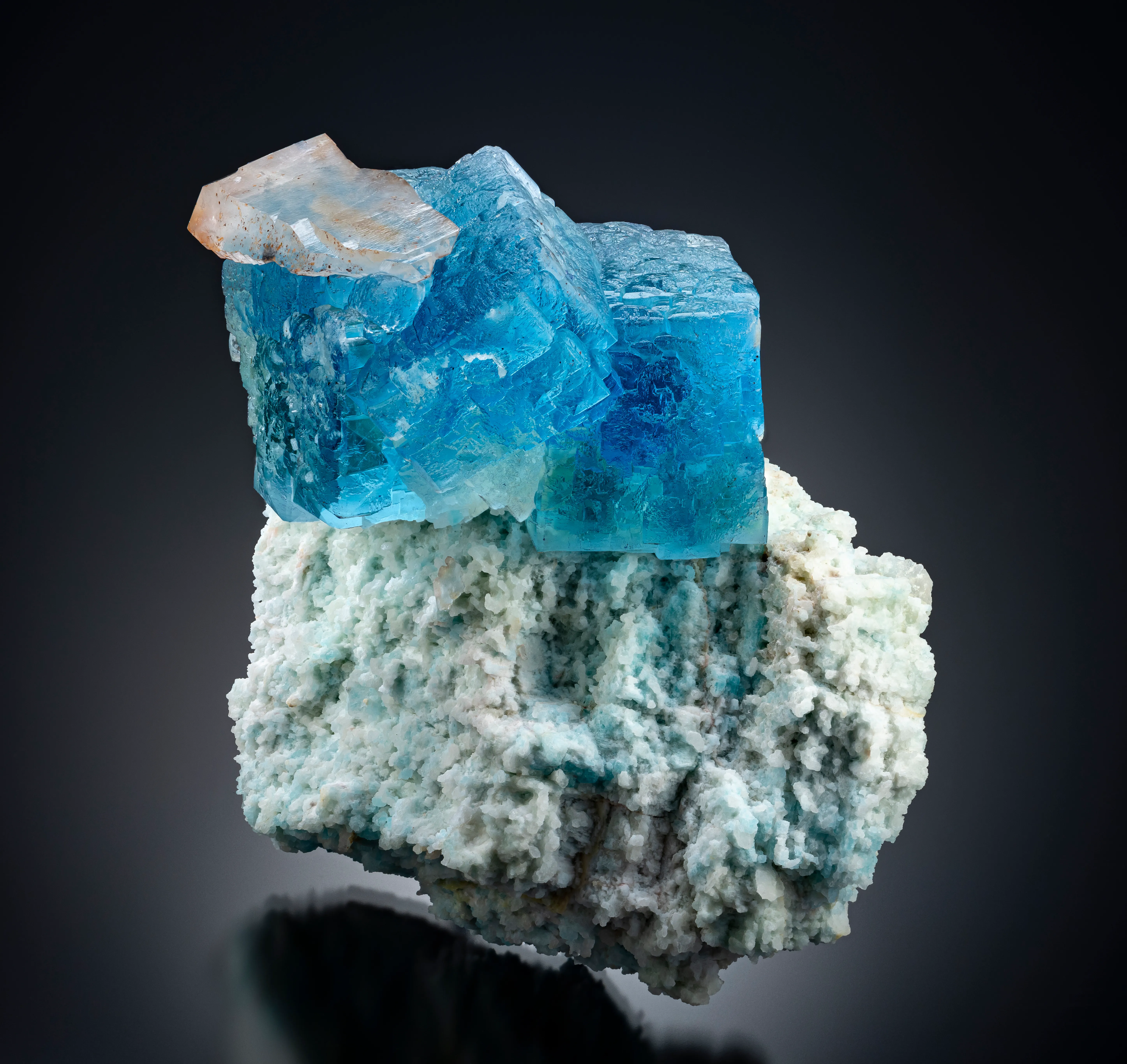 Fluorite - image 2