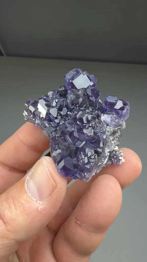 Fluorite - image 2