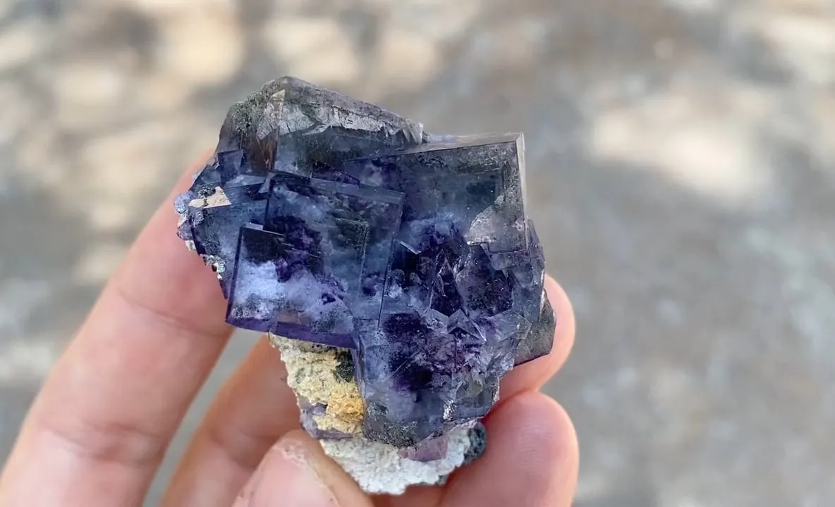 Fluorite - image 7