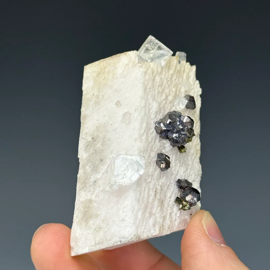 Fluorite - image 3