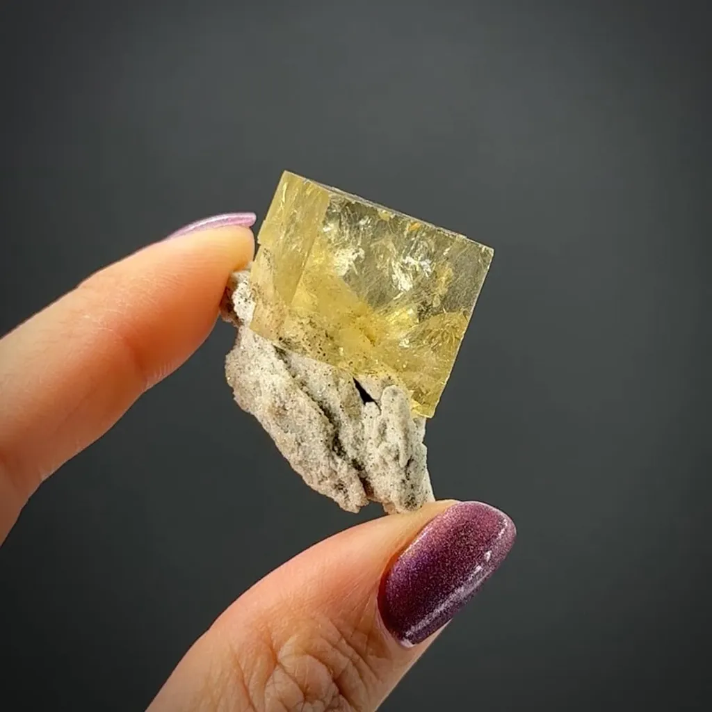 Fluorite - image 2