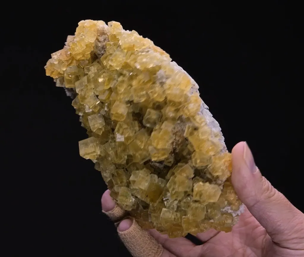 Fluorite - image 2