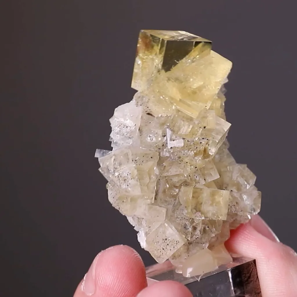 Fluorite - image 2