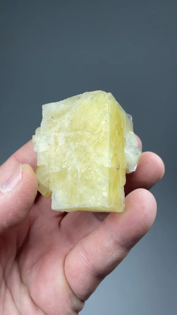 Fluorite - image 2