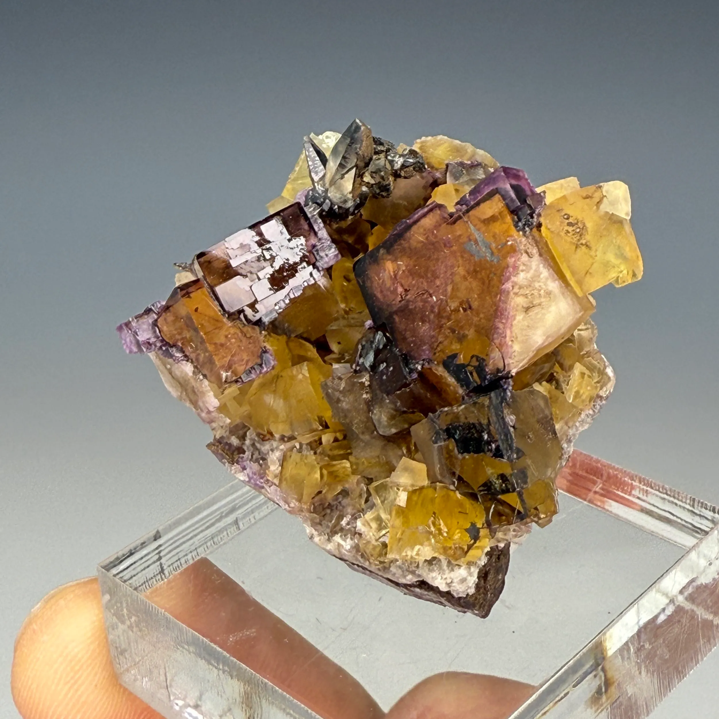 Fluorite - image 2