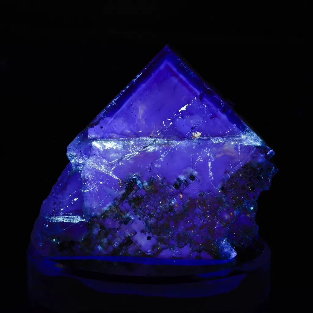 Fluorite - image 2
