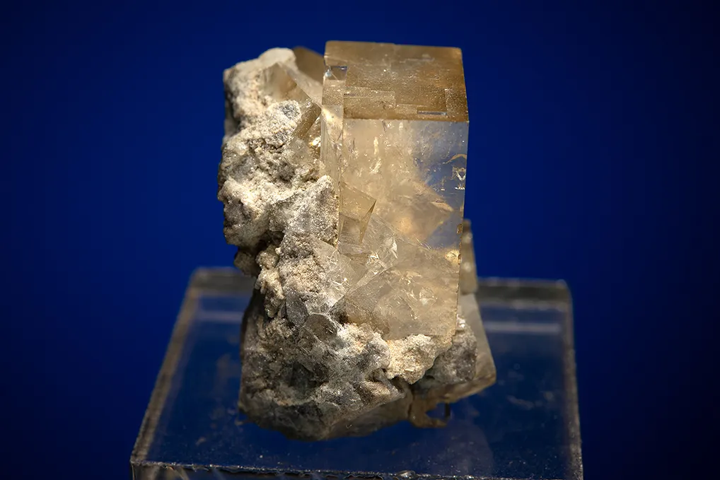Fluorite - image 2
