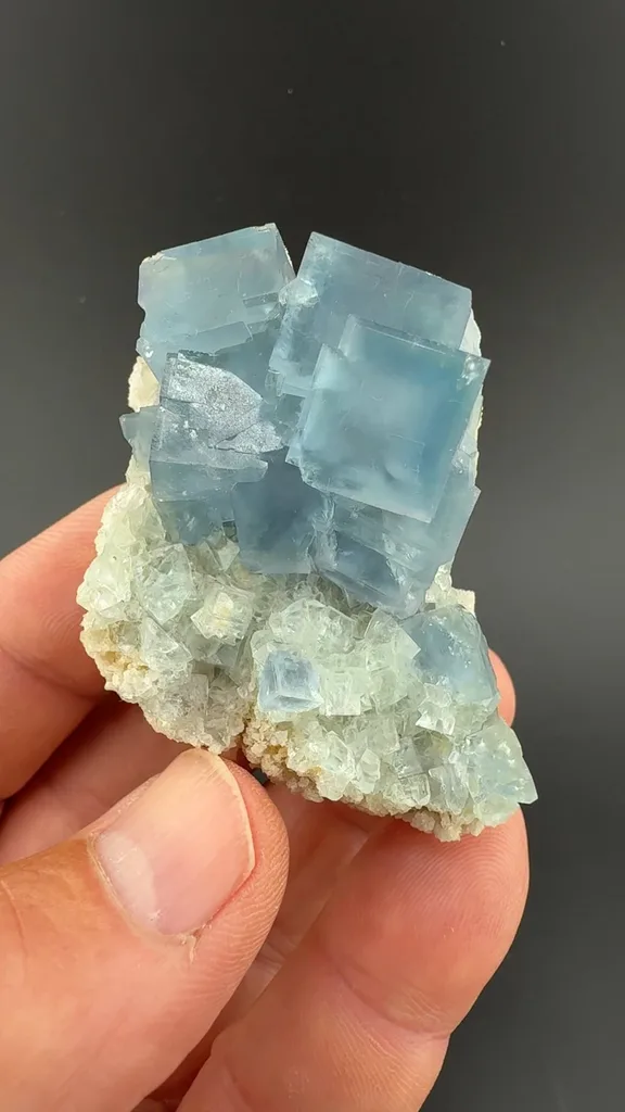 Fluorite - image 2