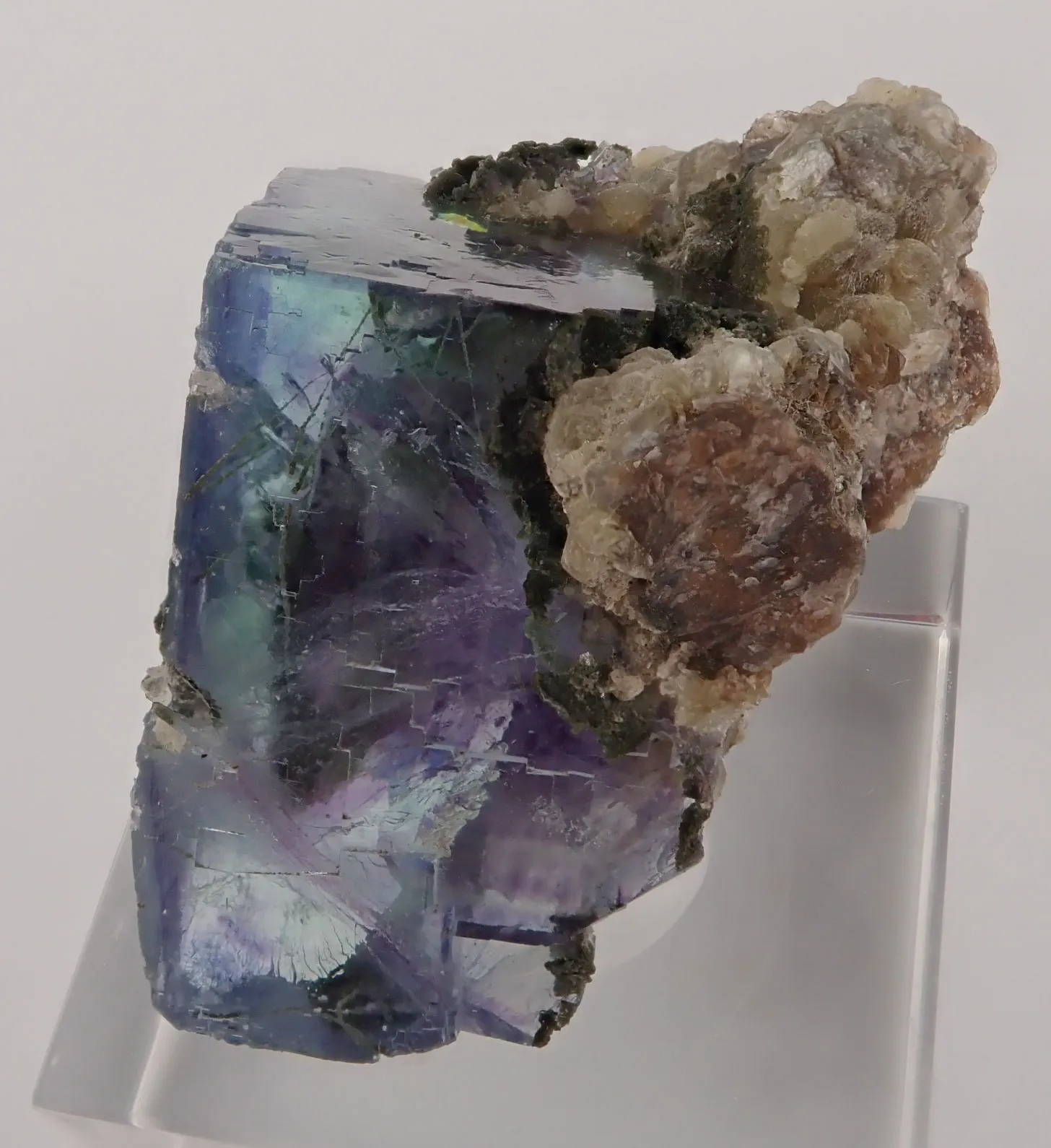 Fluorite - image 2