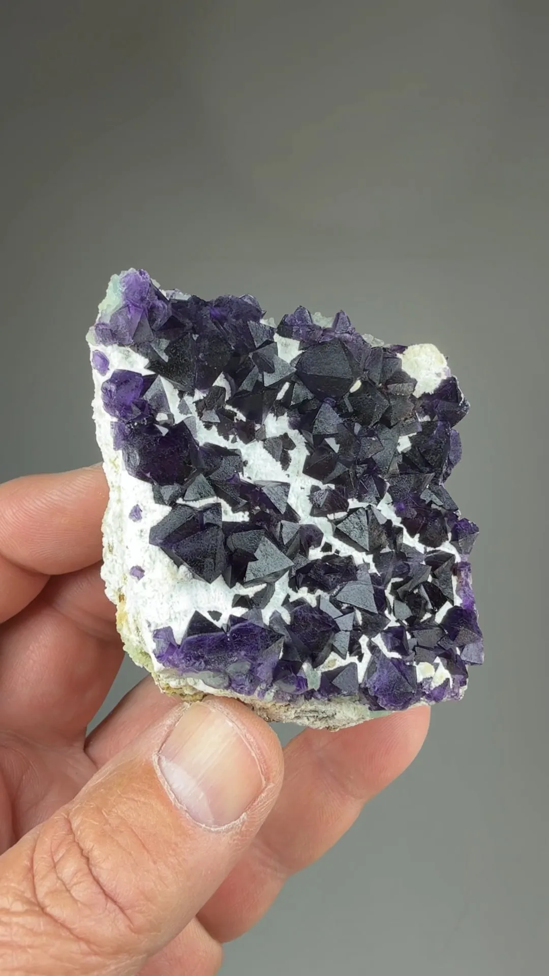 Fluorite - image 2