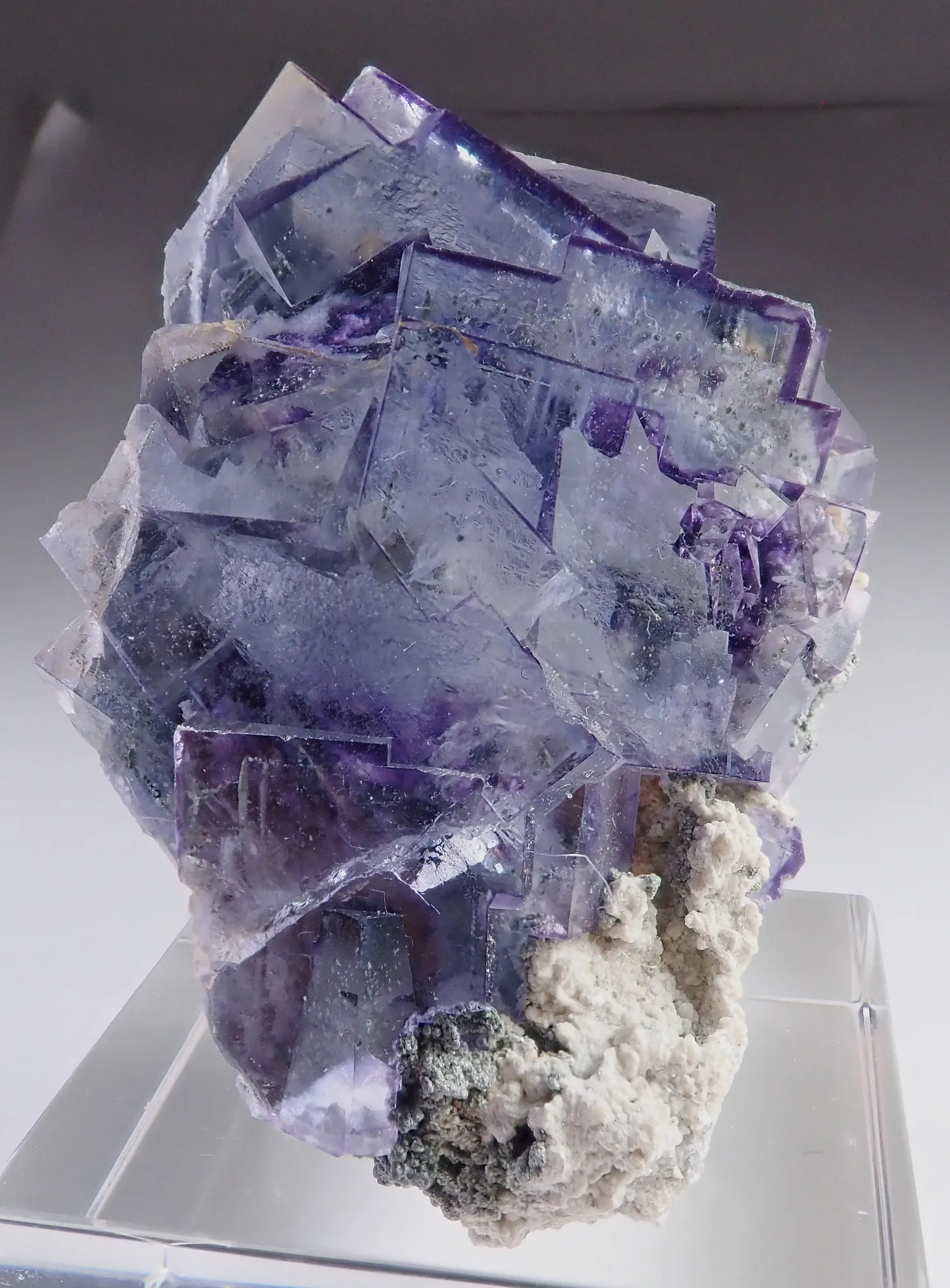 Fluorite - image 4