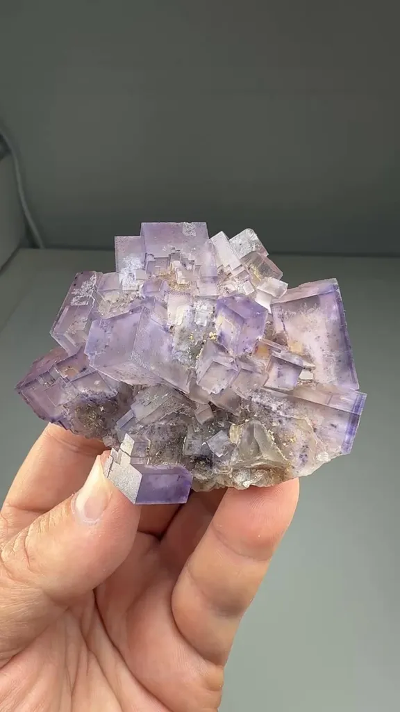 Fluorite - image 2