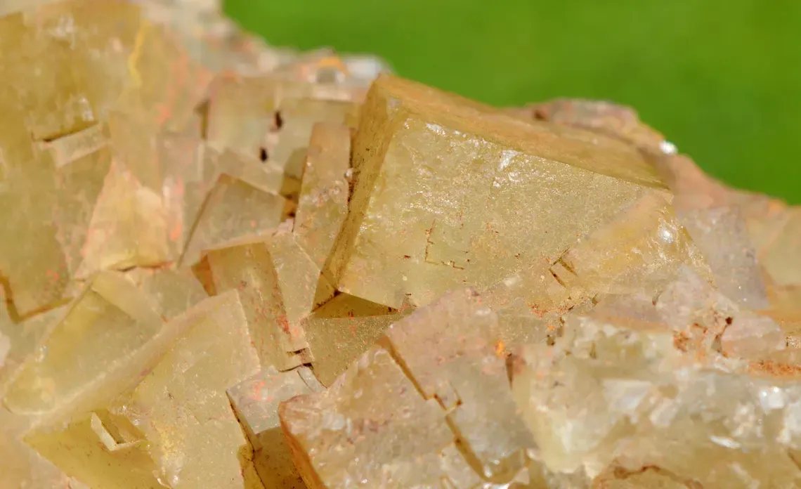 Fluorite 695 grams - Aouli, Mibladen, Midelt Circle, Midelt Province, Drâa-Tafilalet Region, Morocco - image 7