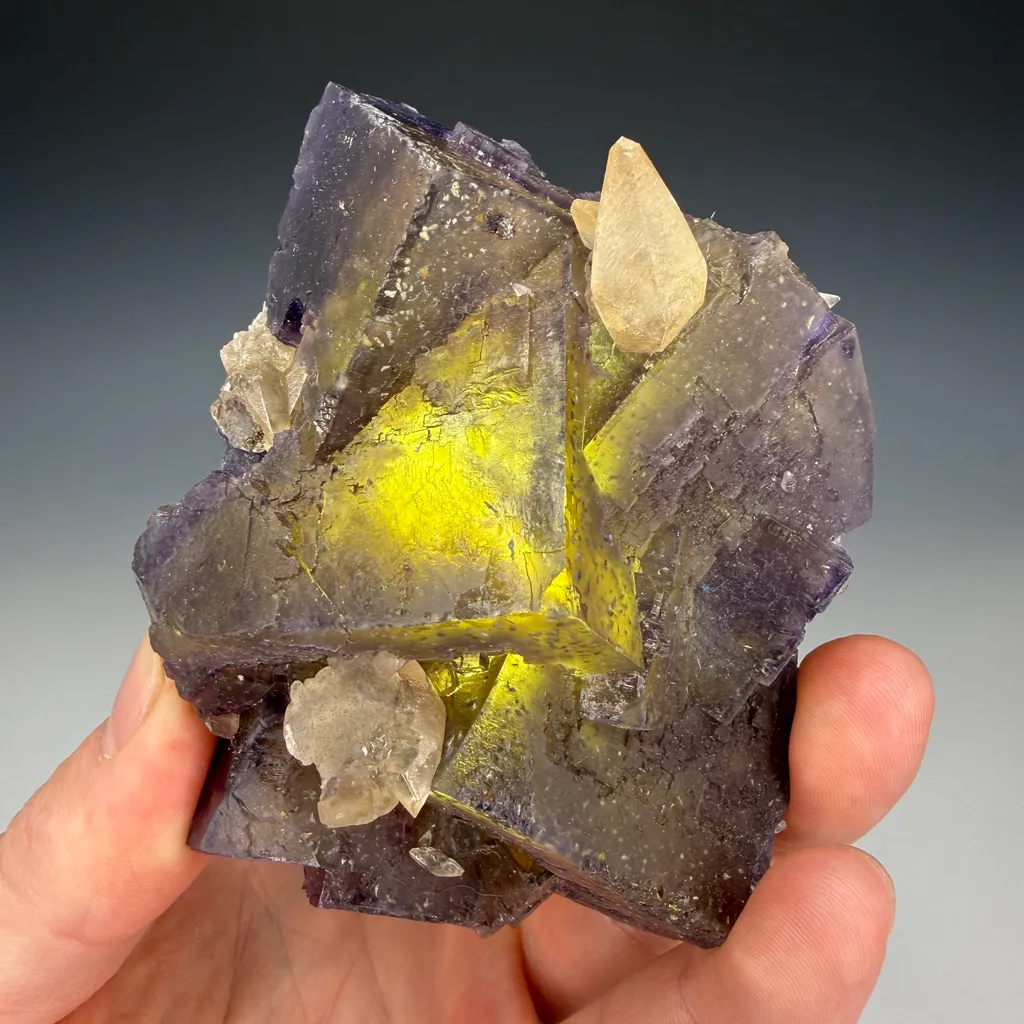 Fluorite image