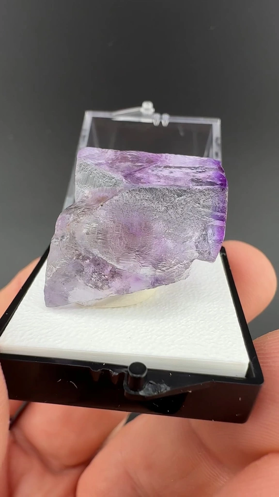 Fluorite - image 2