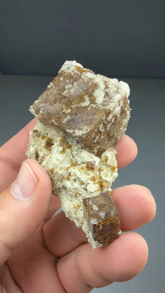 Fluorite - image 2