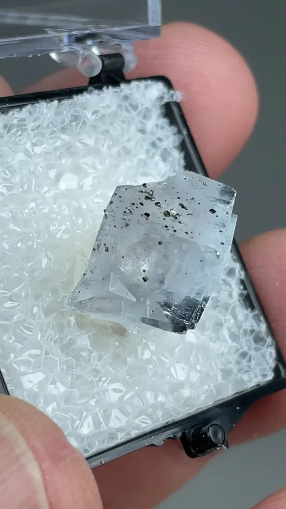 Fluorite - image 2