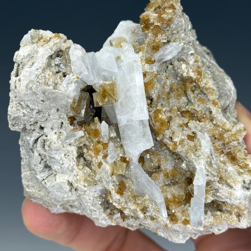 Fluorite - image 2