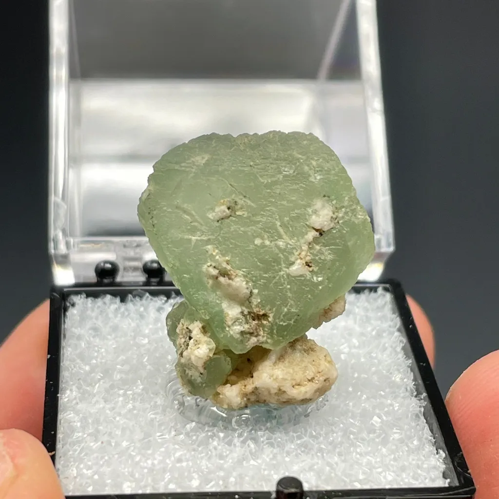 Fluorite - image 3