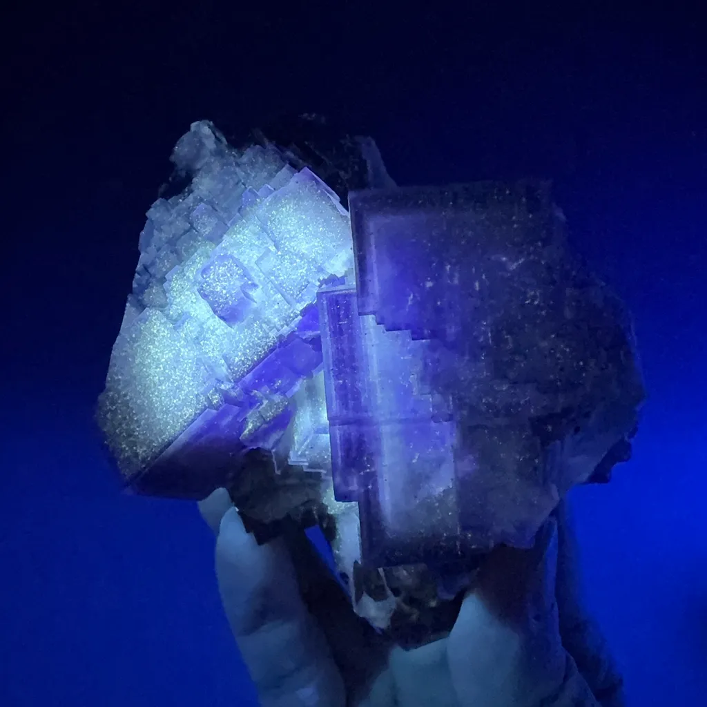 Fluorite - image 6