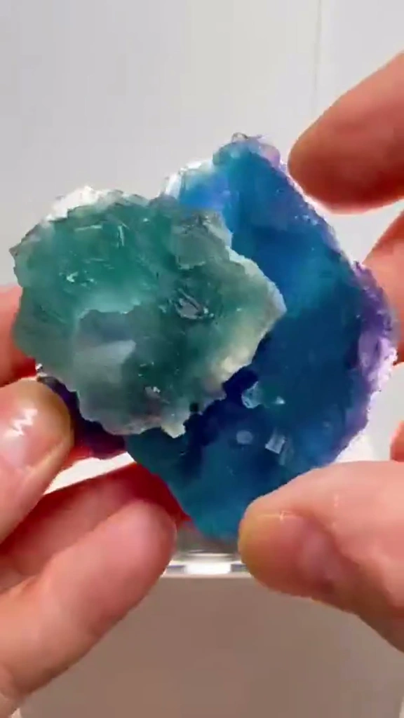 Fluorite - image 2