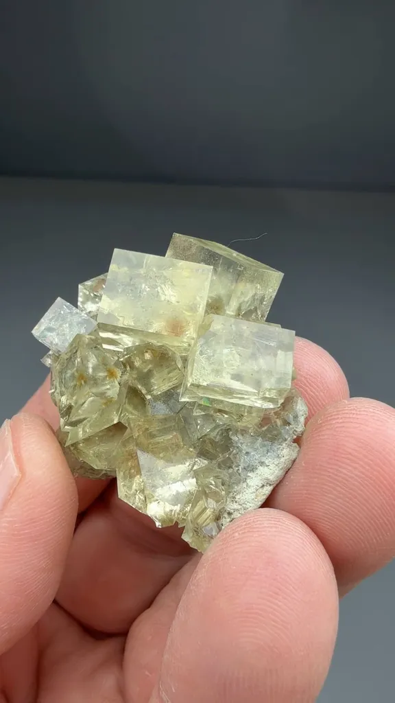 Fluorite - image 2