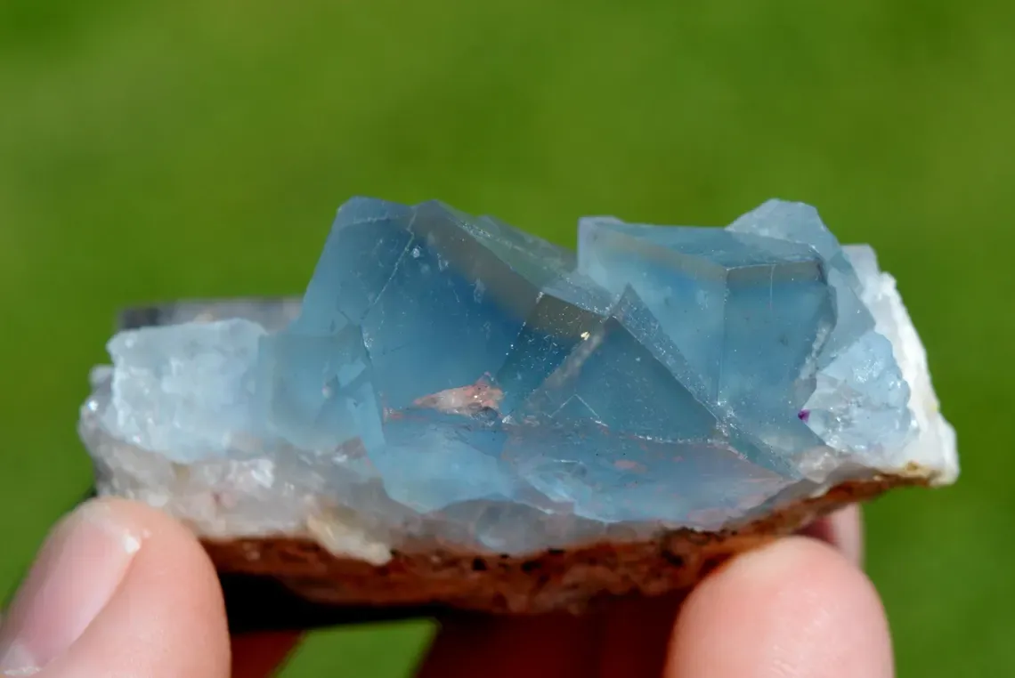 Fluorite 80 grams - Le Beix Mine, Saint-Germain-près-Herment, Riom, Puy-de-Dôme, France - image 5