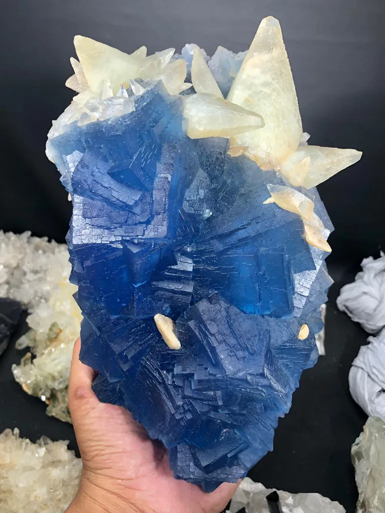 Fluorite - image 4