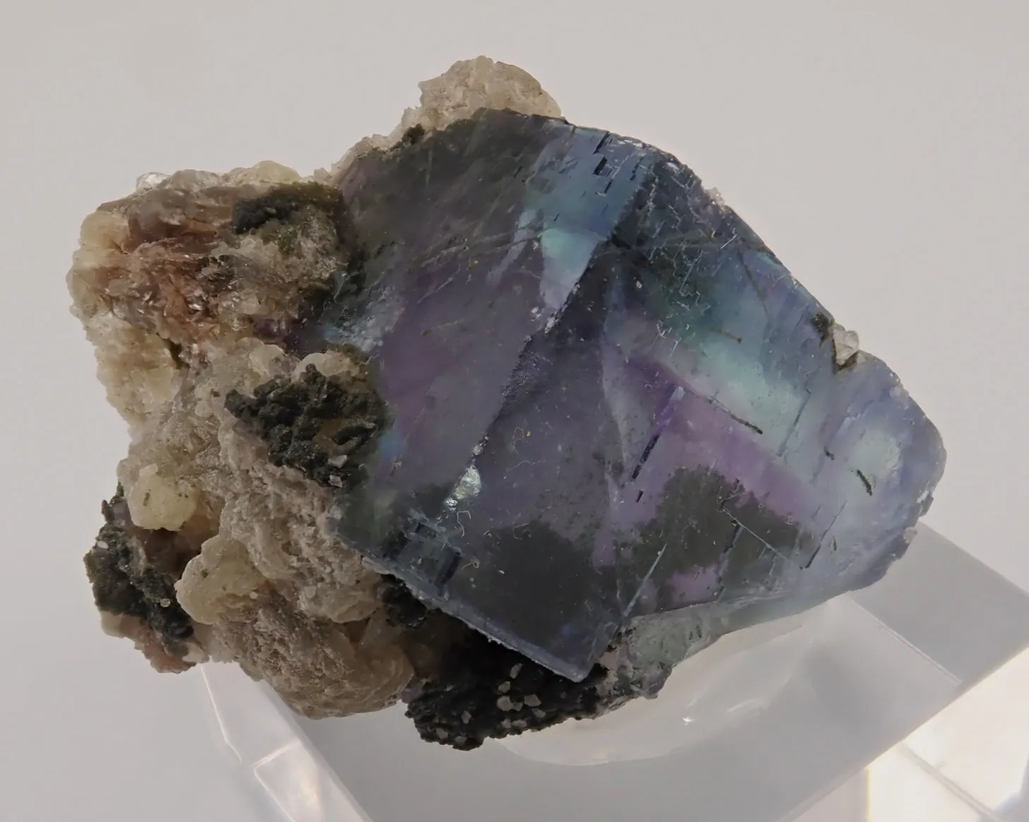 Fluorite - image 3