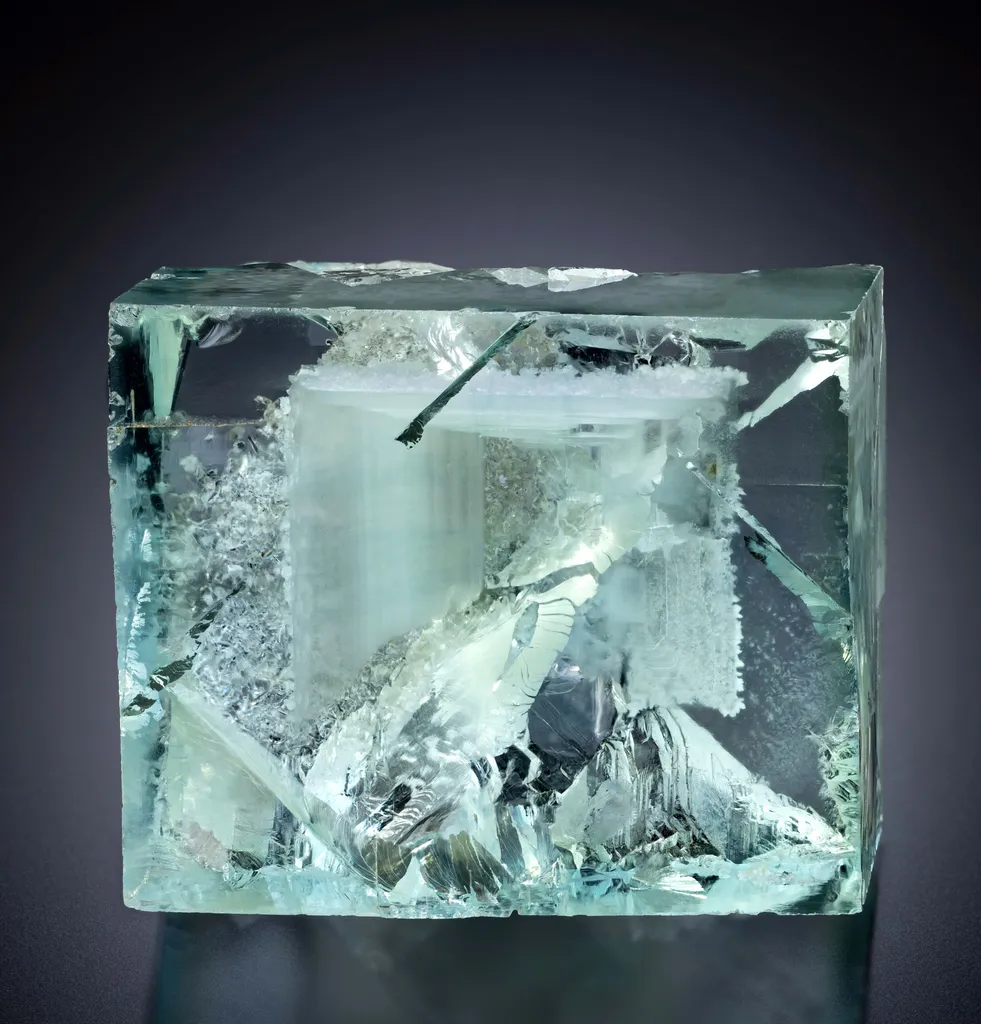 Fluorite image