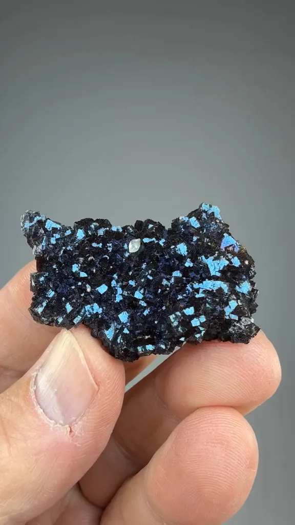 Fluorite - image 2