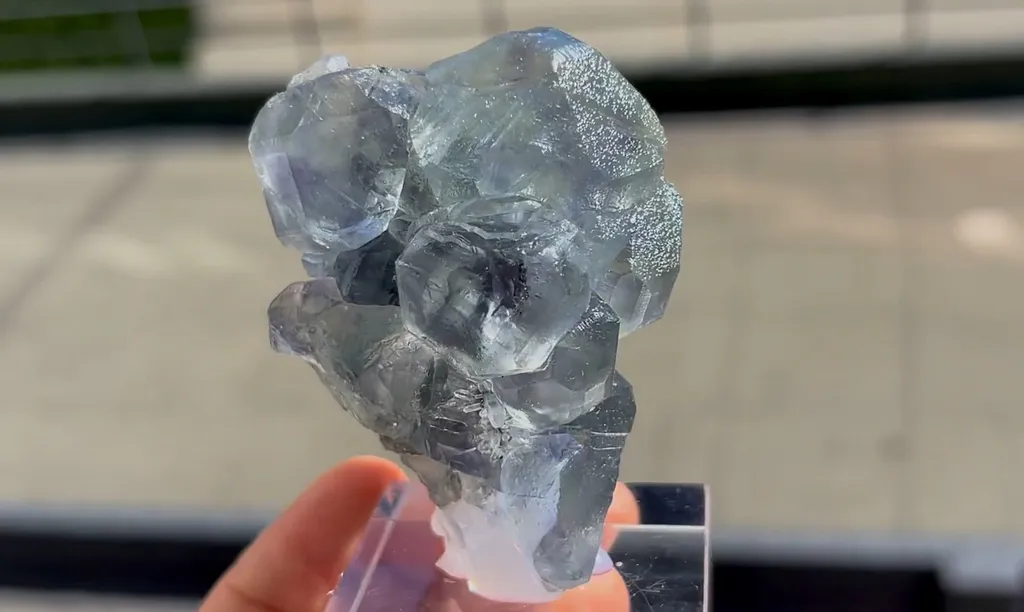 Fluorite - image 2