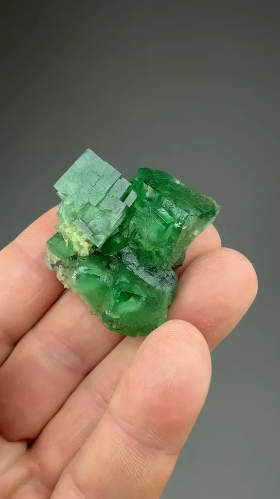 Fluorite - image 2