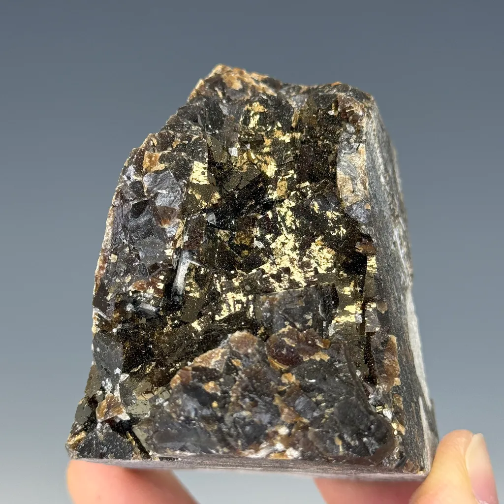 Fluorite - image 2