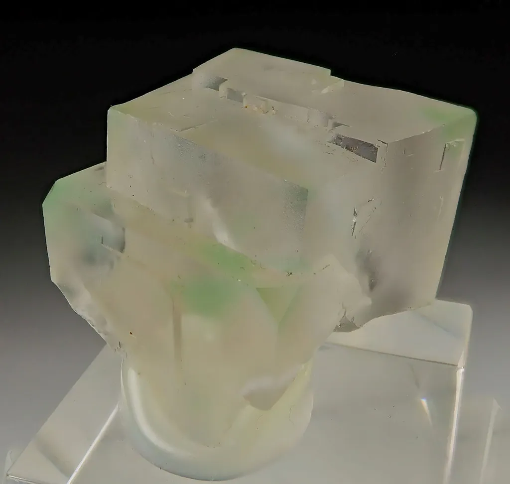 Fluorite - image 3