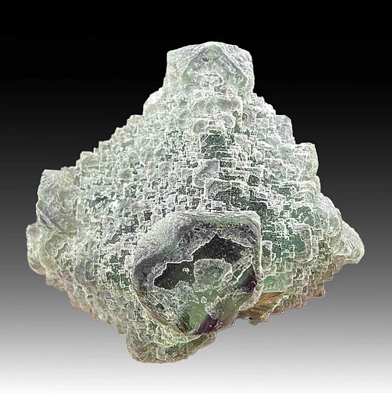 Fluorite (910) - image 1