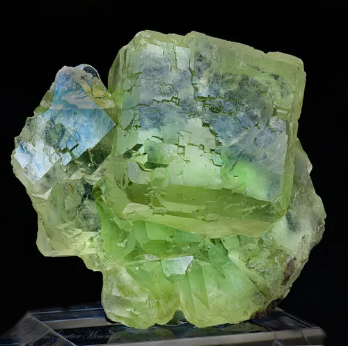 Fluorite image