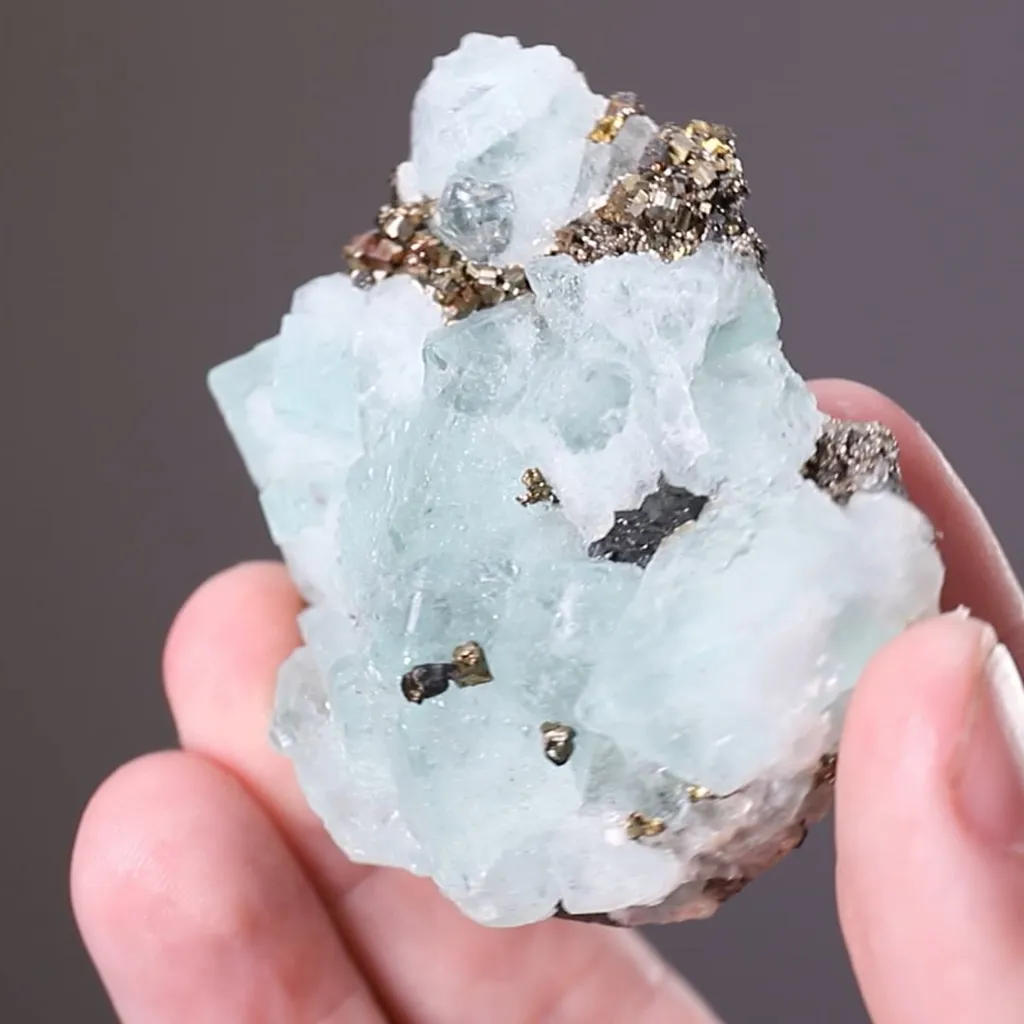 Fluorite - image 2