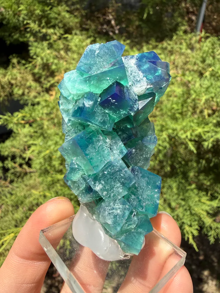 Fluorite - image 2