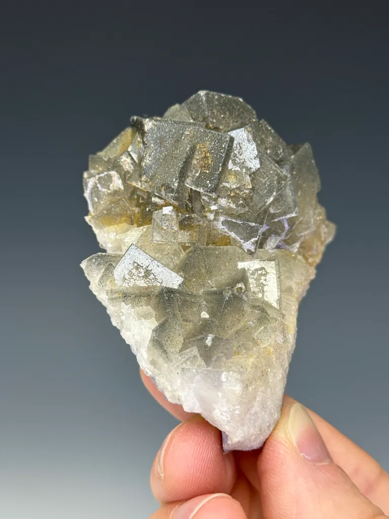 Fluorite - image 3